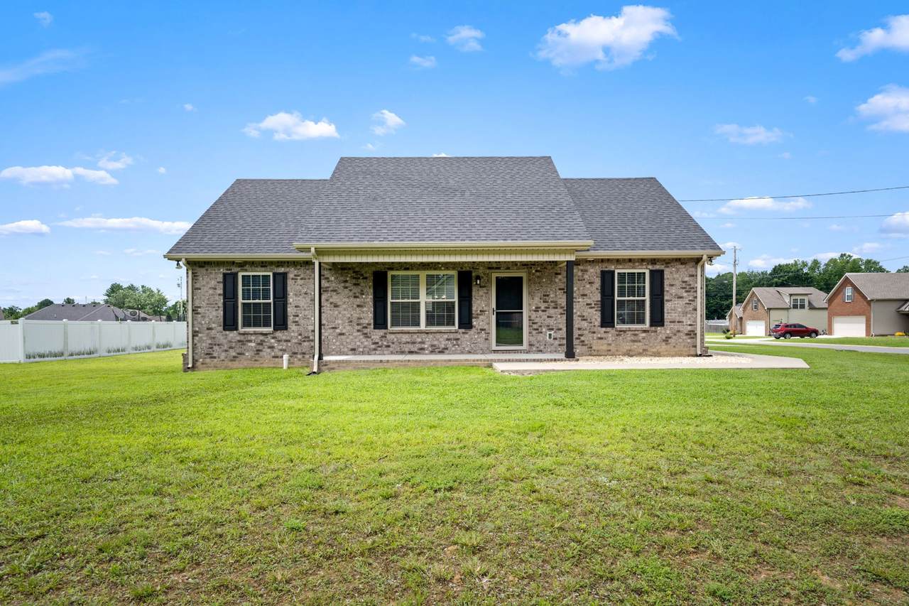 168 Grace Ct - Photo 1