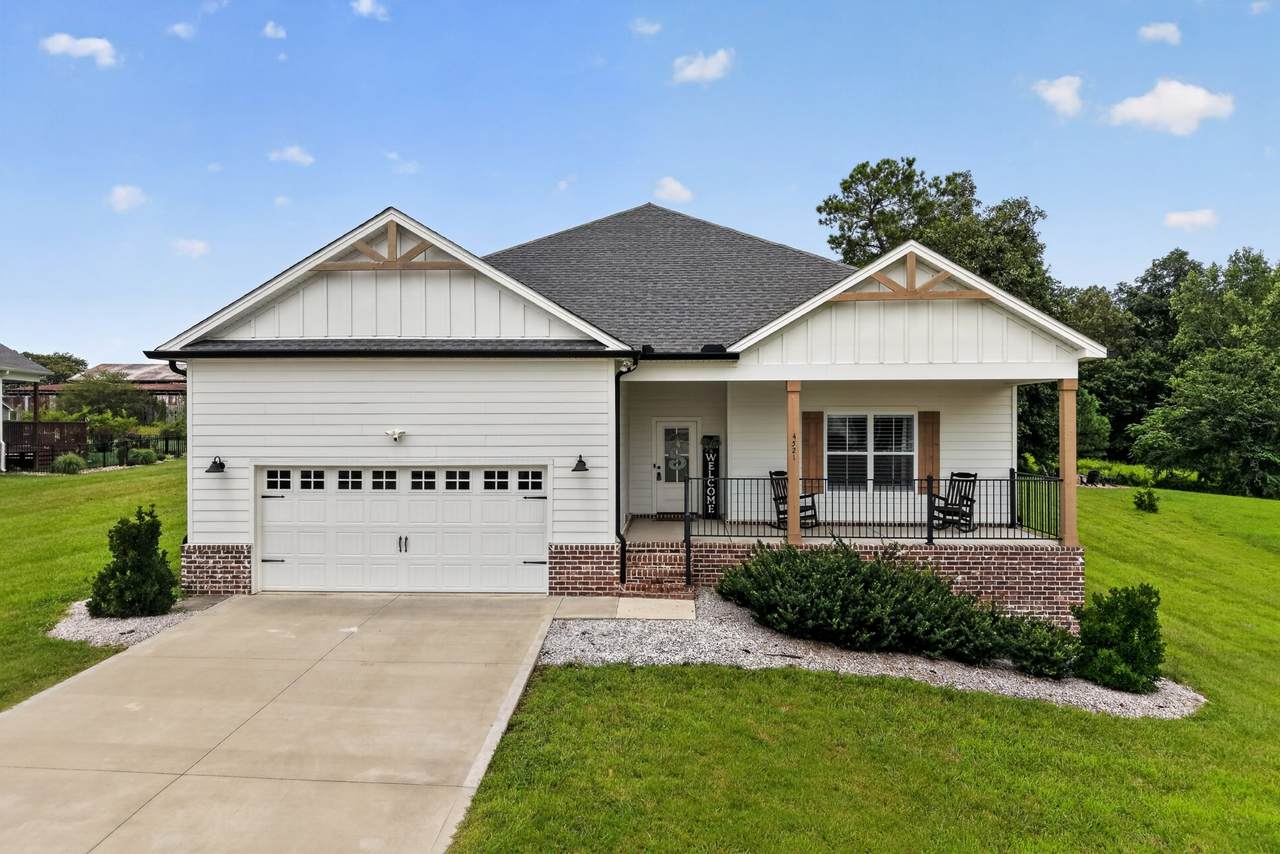 4521 Jack Dr - Photo 1