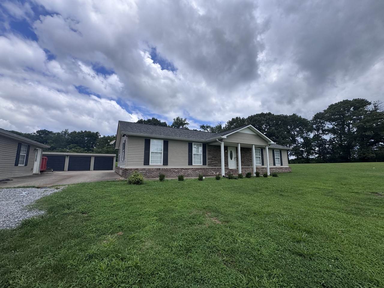 1161 Barkley Hills Rd - Photo 1