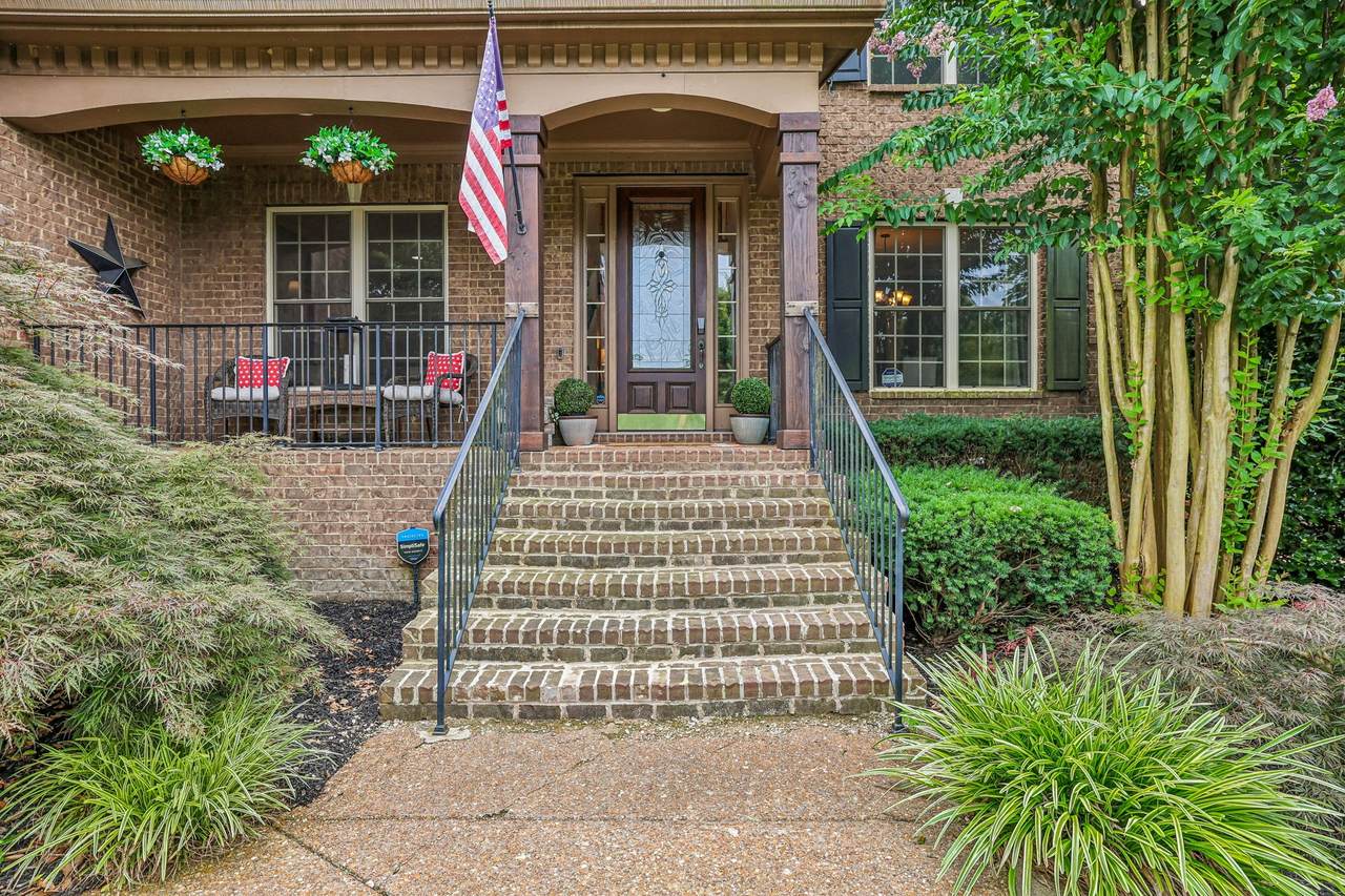 https://bt-photos.global.ssl.fastly.net/nashville/1280_boomver_1_RTC3281010-1.jpg