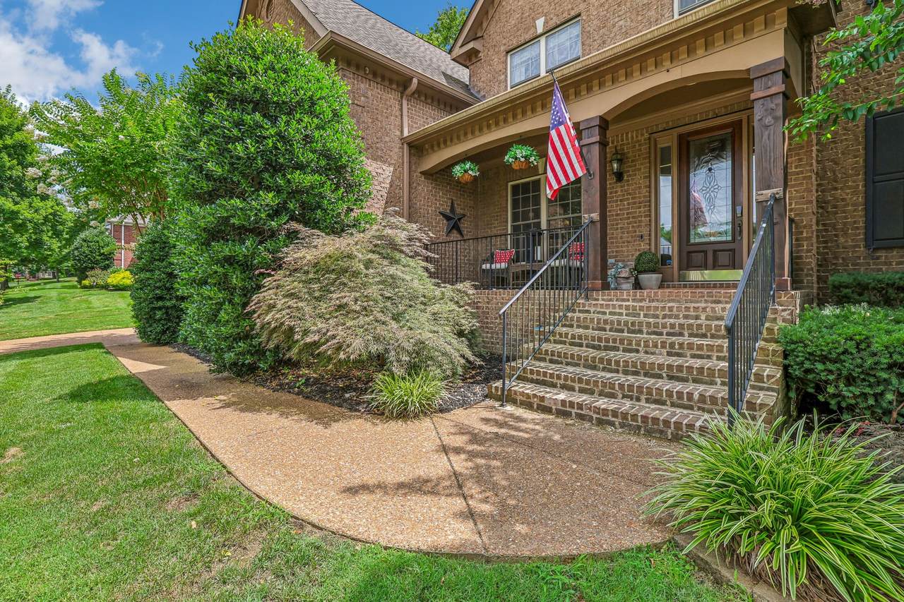 https://bt-photos.global.ssl.fastly.net/nashville/1280_boomver_1_RTC3281010-1.jpg