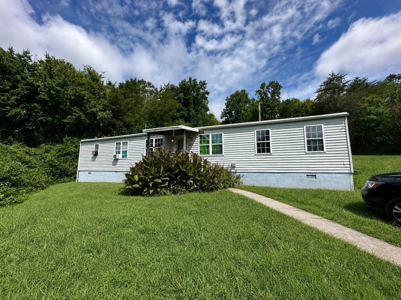 117 Sanctuary Ln - Photo 1