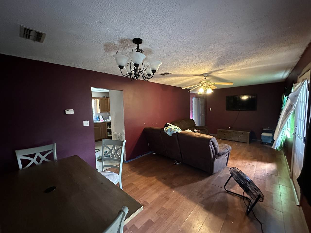 https://bt-photos.global.ssl.fastly.net/nashville/1280_boomver_1_RTC3281125-1.jpg