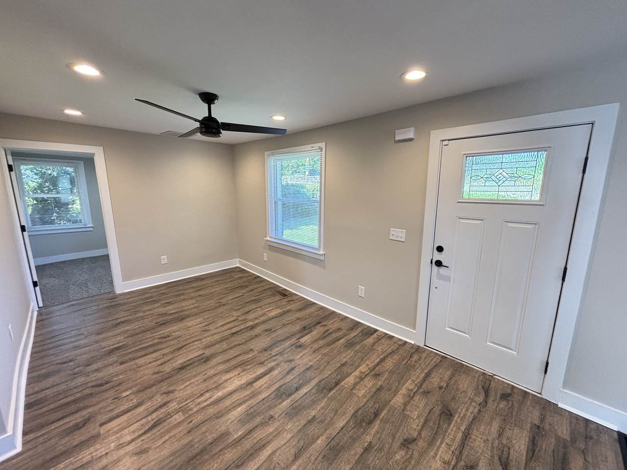 https://bt-photos.global.ssl.fastly.net/nashville/1280_boomver_1_RTC3281359-1.jpg