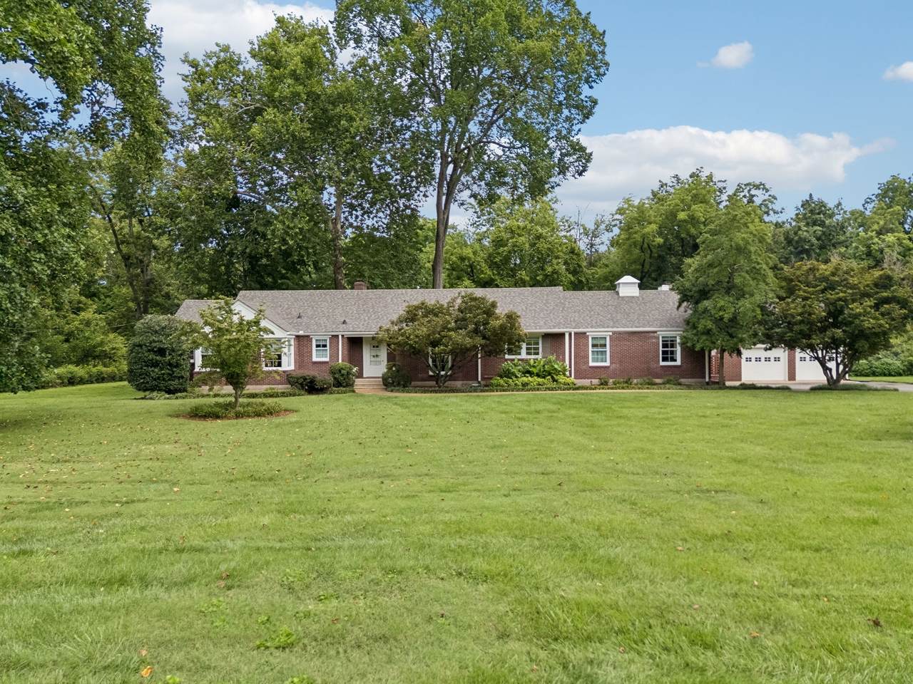 https://bt-photos.global.ssl.fastly.net/nashville/1280_boomver_1_RTC3282438-1.jpg