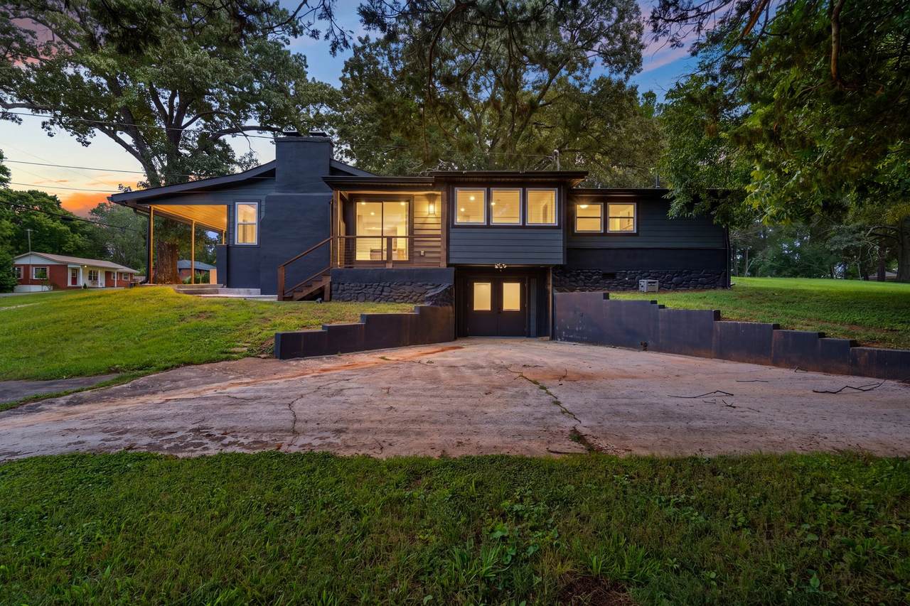 102 Oak Park - Photo 1