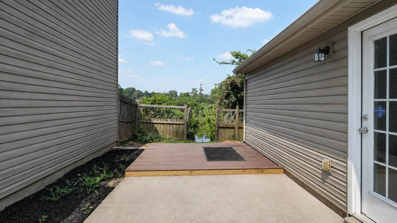 https://bt-photos.global.ssl.fastly.net/nashville/1280_boomver_1_RTC3282539-1.jpg