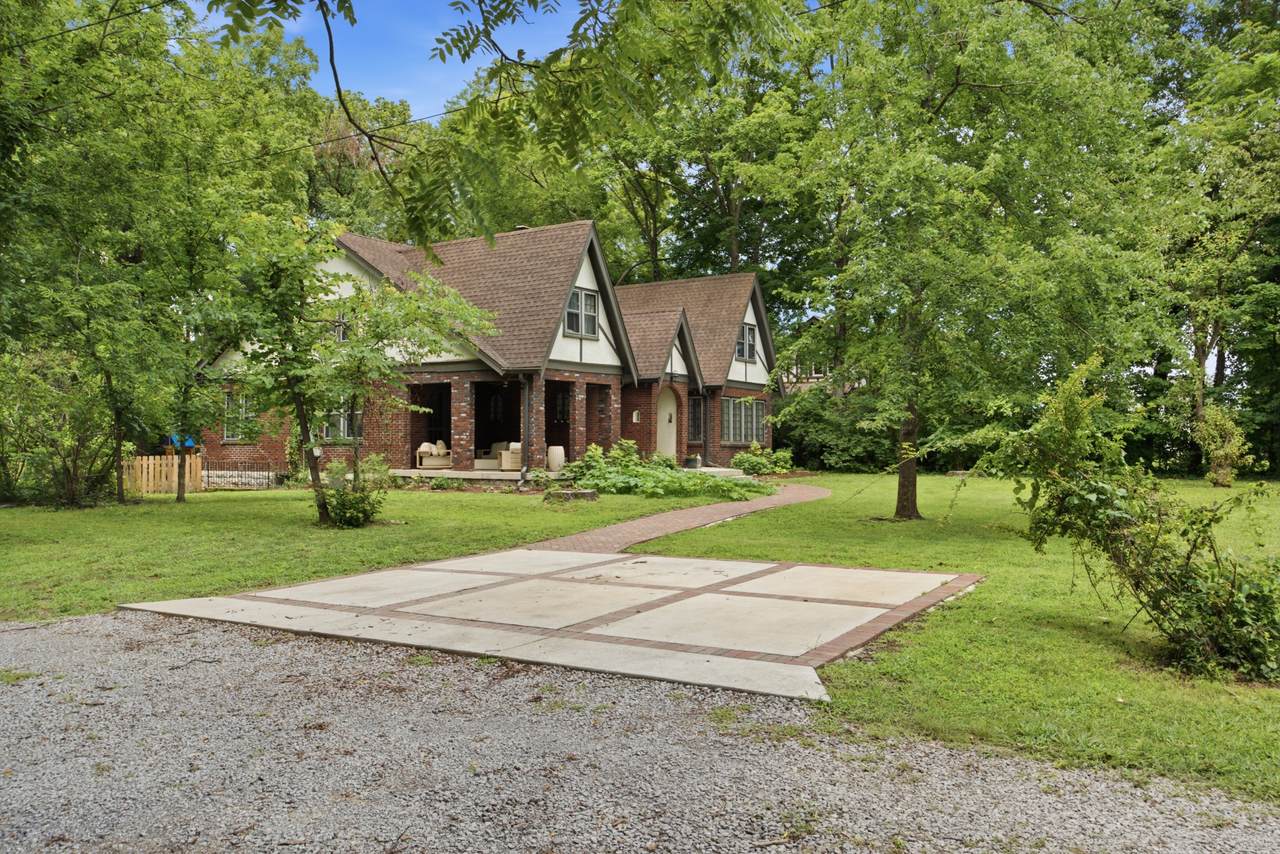 https://bt-photos.global.ssl.fastly.net/nashville/1280_boomver_1_RTC3282624-1.jpg
