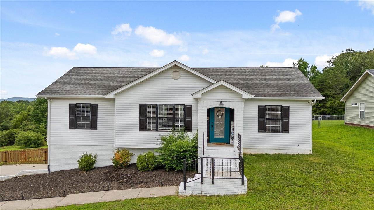 9739 Falcon Crest Drive - Photo 1
