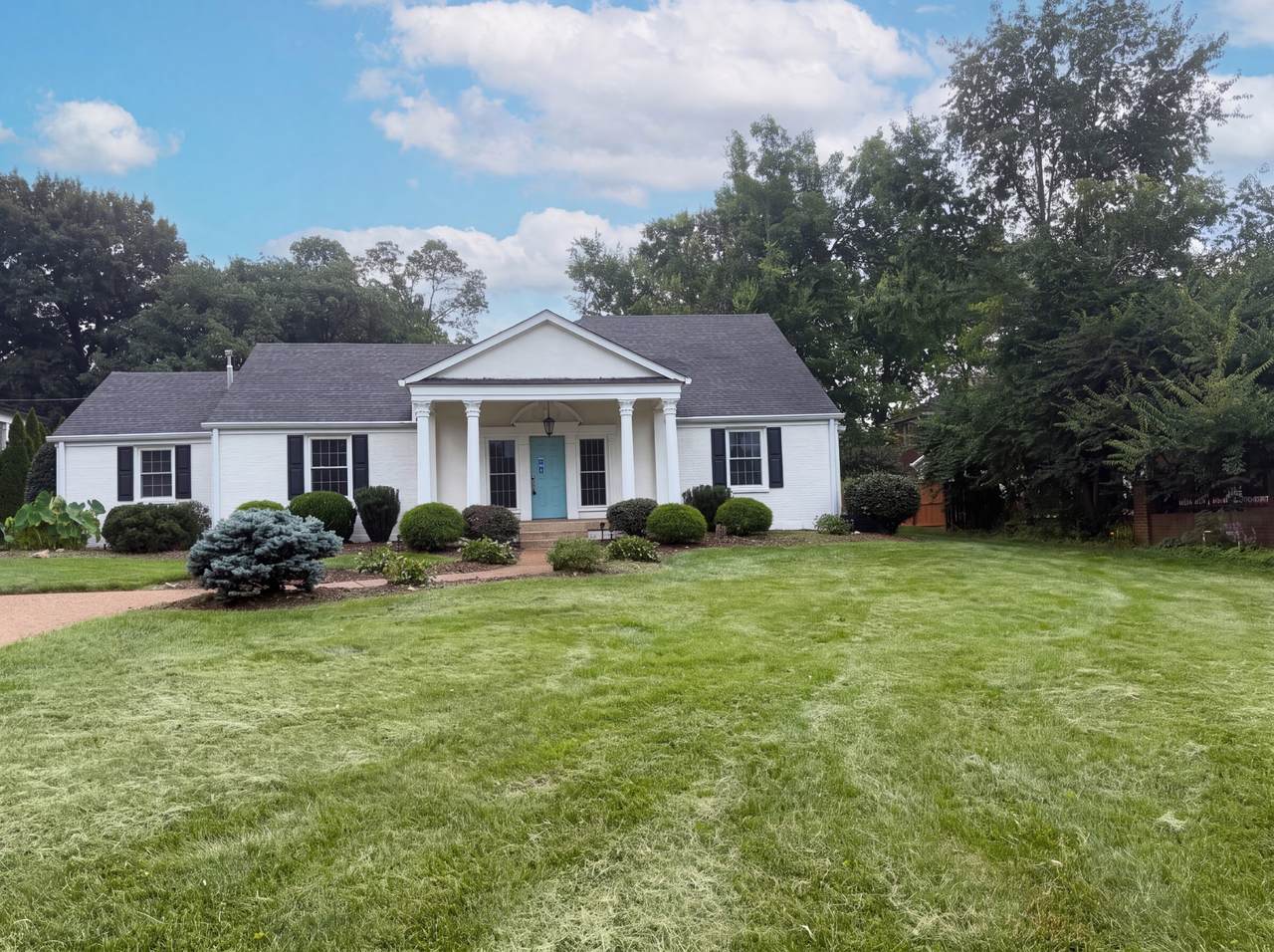 608 Estes Rd - Photo 1
