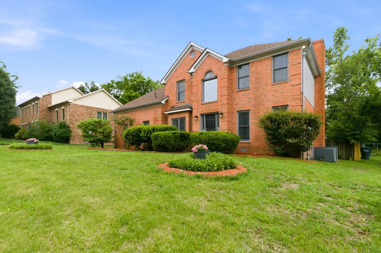 7220 River Bend Rd - Photo 1