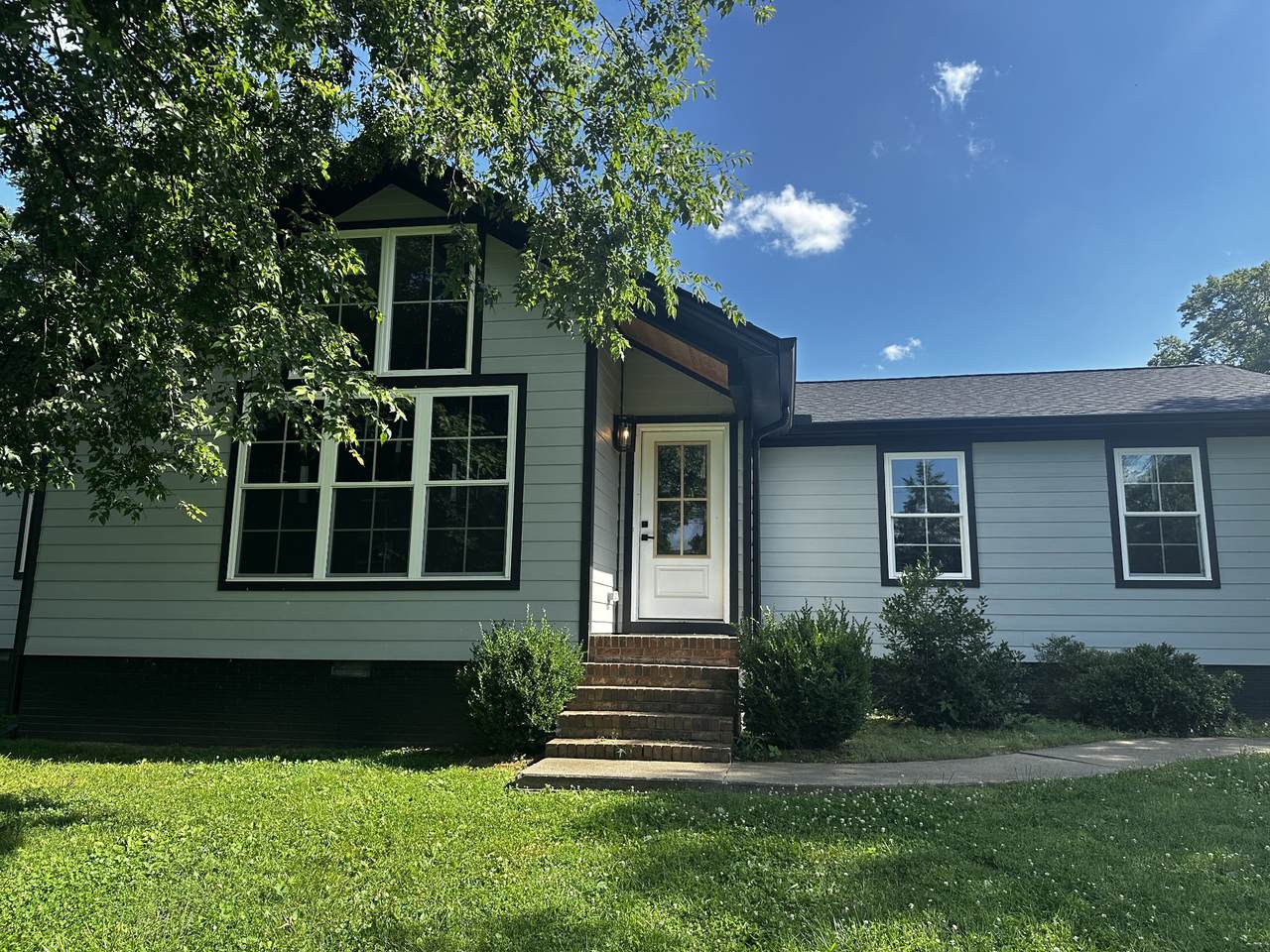 https://bt-photos.global.ssl.fastly.net/nashville/1280_boomver_1_RTC3285566-1.jpg