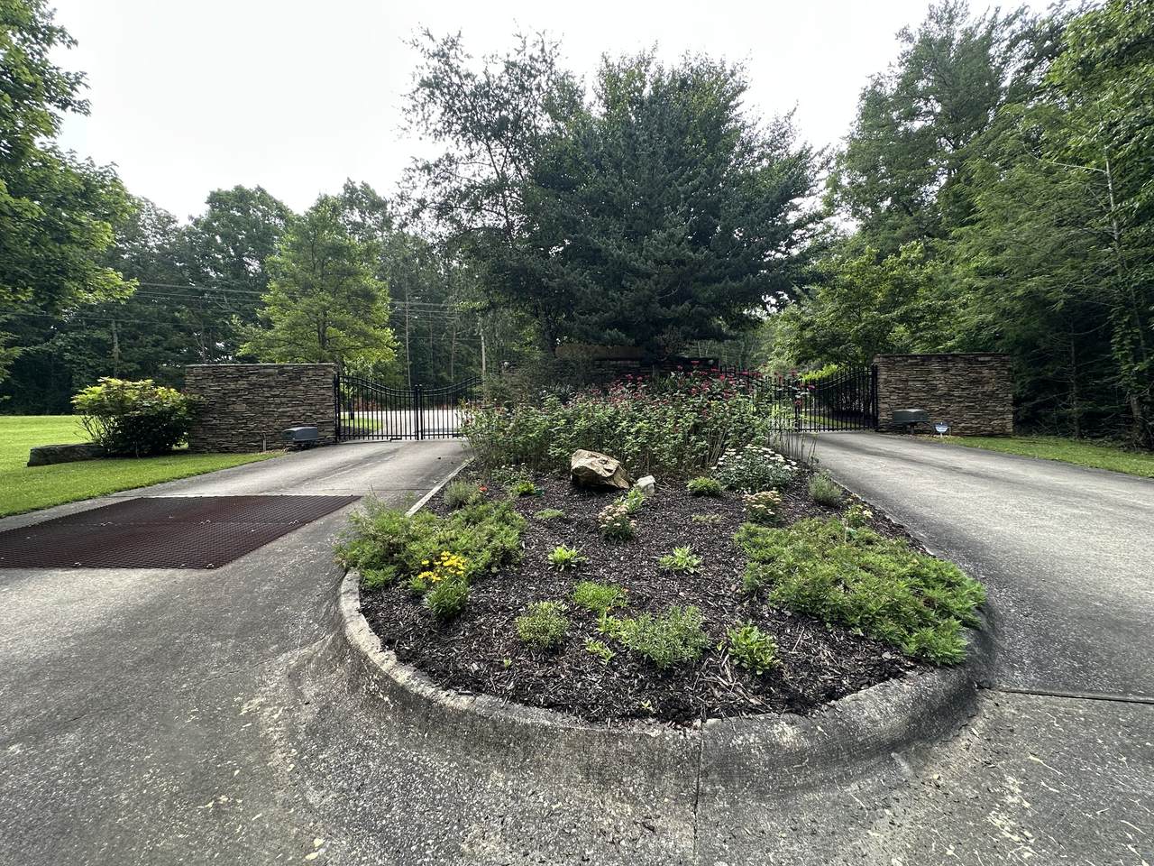 https://bt-photos.global.ssl.fastly.net/nashville/1280_boomver_1_RTC3285600-1.jpg