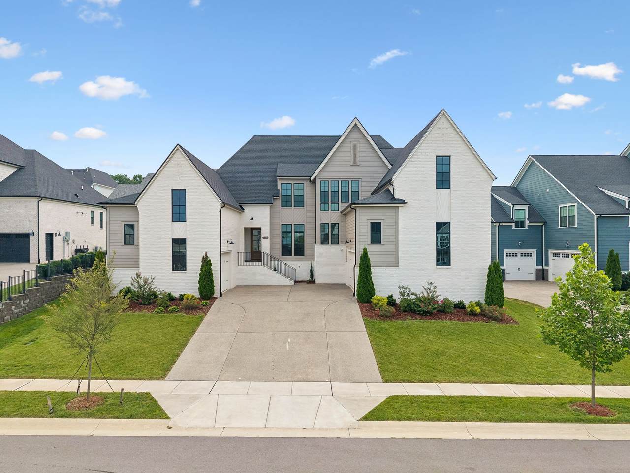 1117 Angela Ann Ct - Photo 1