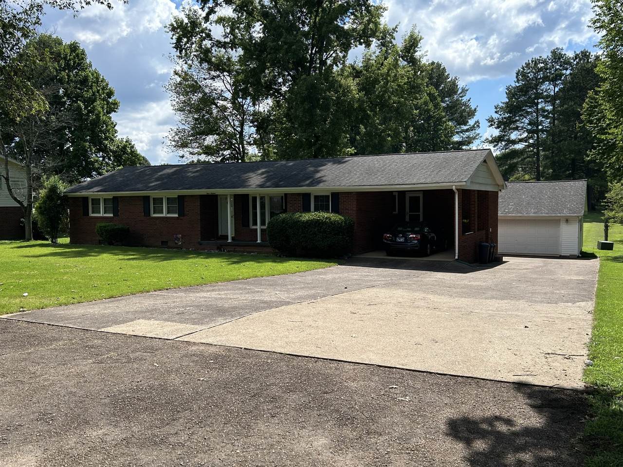 https://bt-photos.global.ssl.fastly.net/nashville/1280_boomver_1_RTC3285672-1.jpg