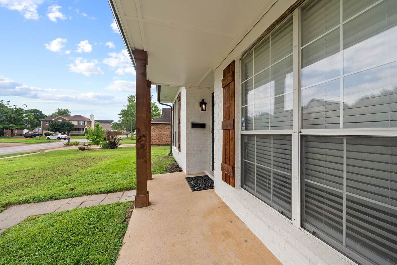 https://bt-photos.global.ssl.fastly.net/nashville/1280_boomver_1_RTC3285685-1.jpg