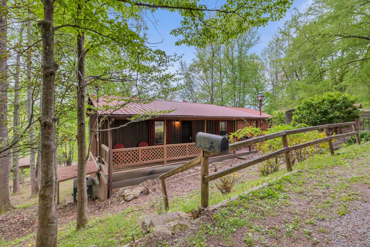 1890 Potts Camp Rd - Photo 1