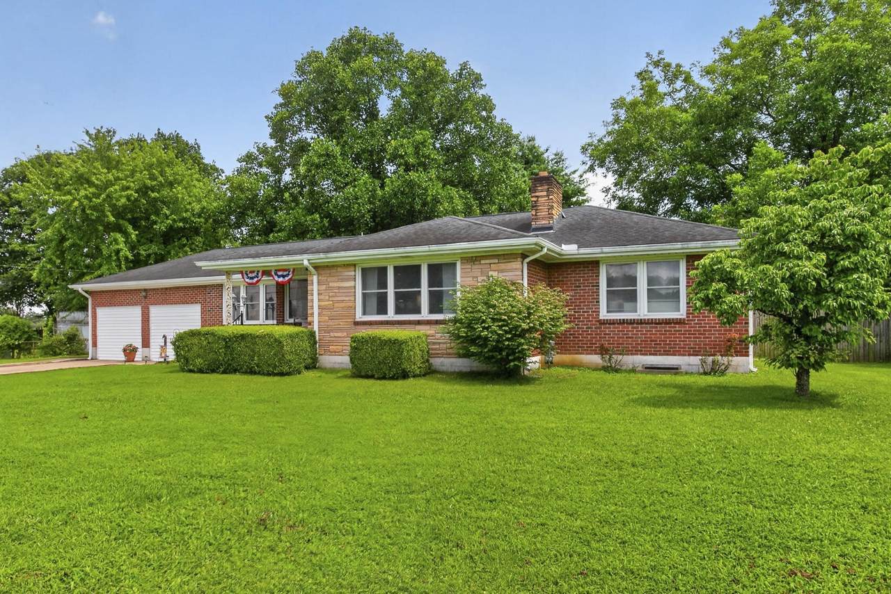 184 Park Cir - Photo 1
