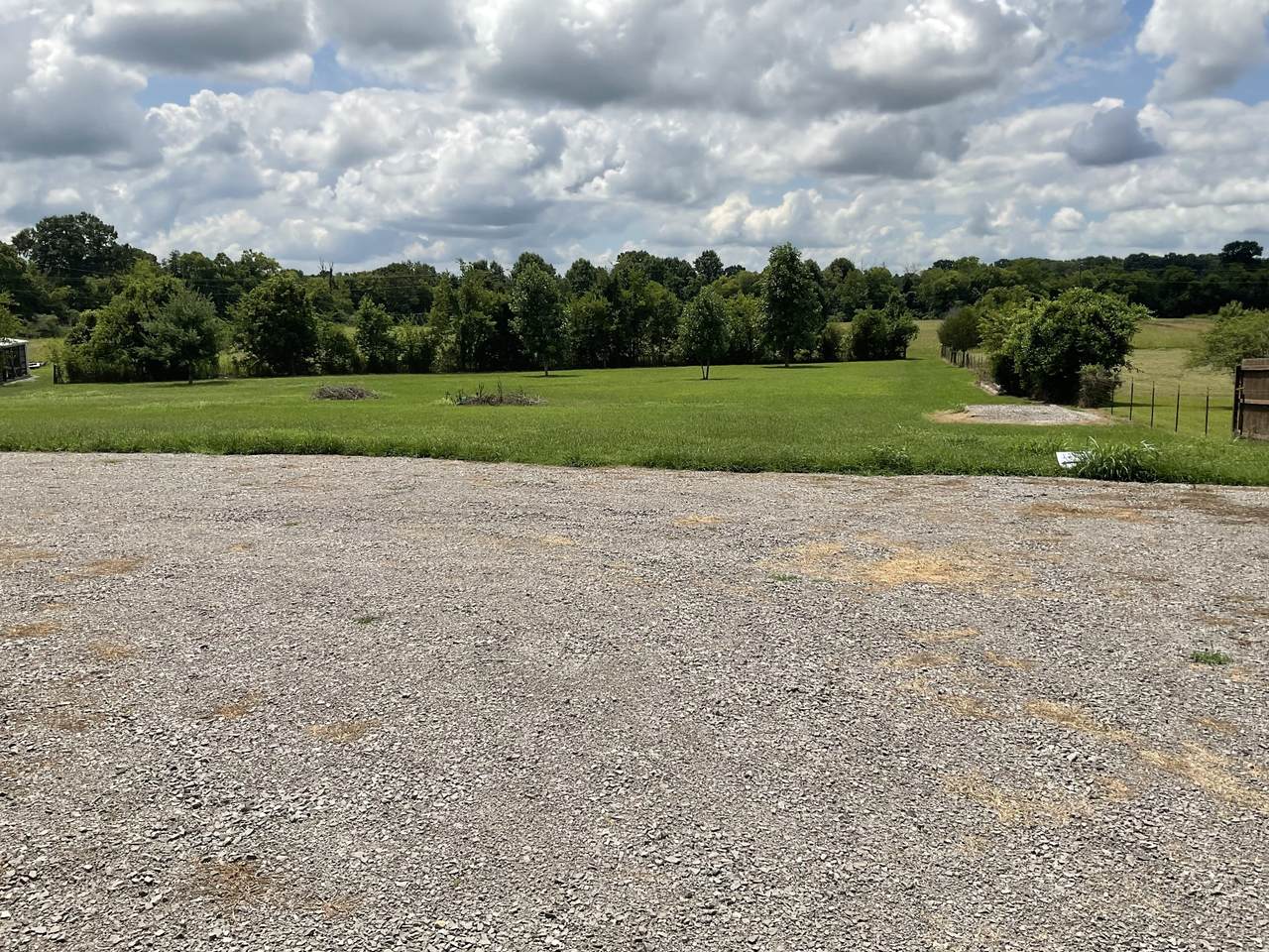 https://bt-photos.global.ssl.fastly.net/nashville/1280_boomver_1_RTC3285940-1.jpg