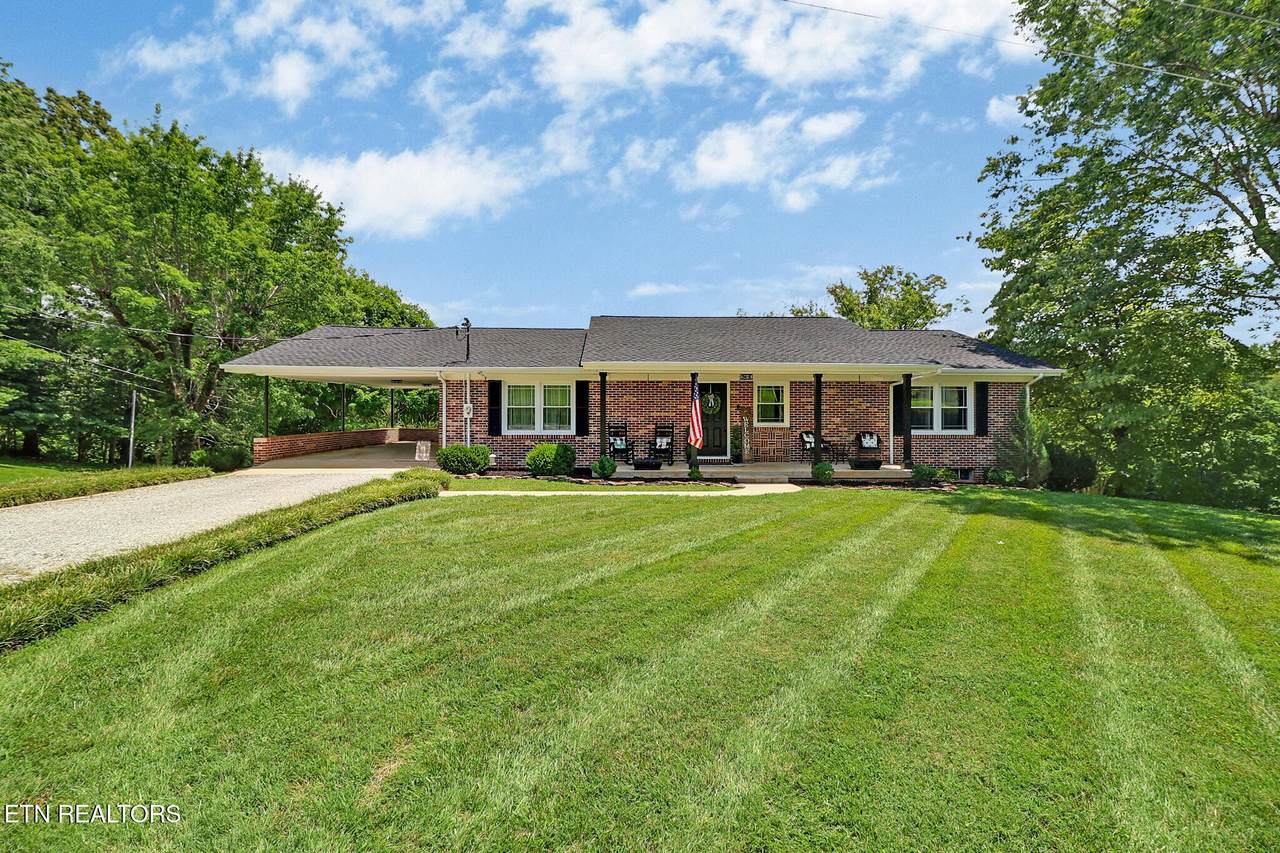 335 Woodland St - Photo 1
