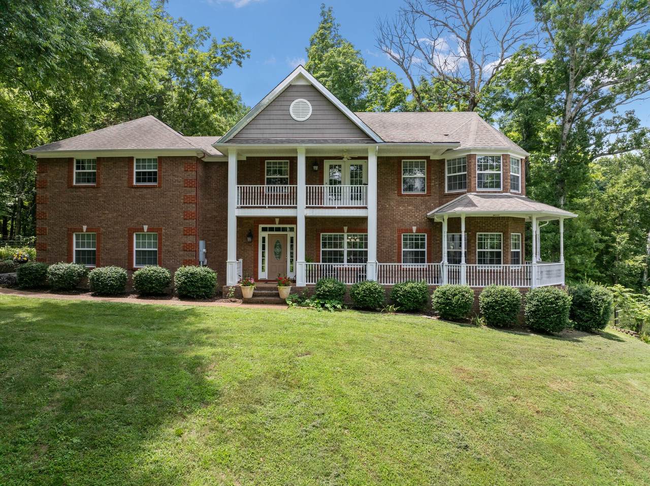https://bt-photos.global.ssl.fastly.net/nashville/1280_boomver_1_RTC3286211-1.jpg