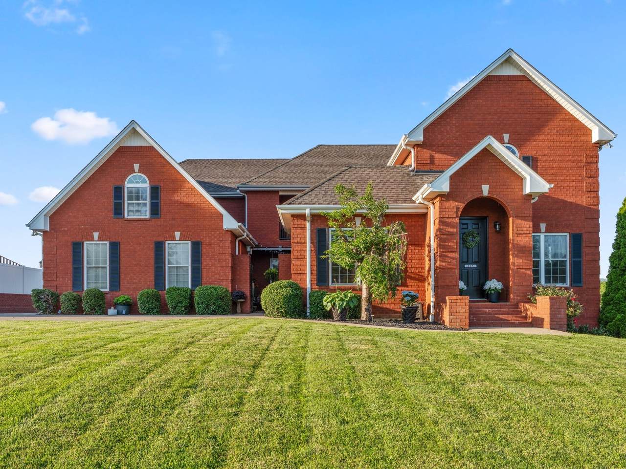 117 Pin Oak Dr - Photo 1