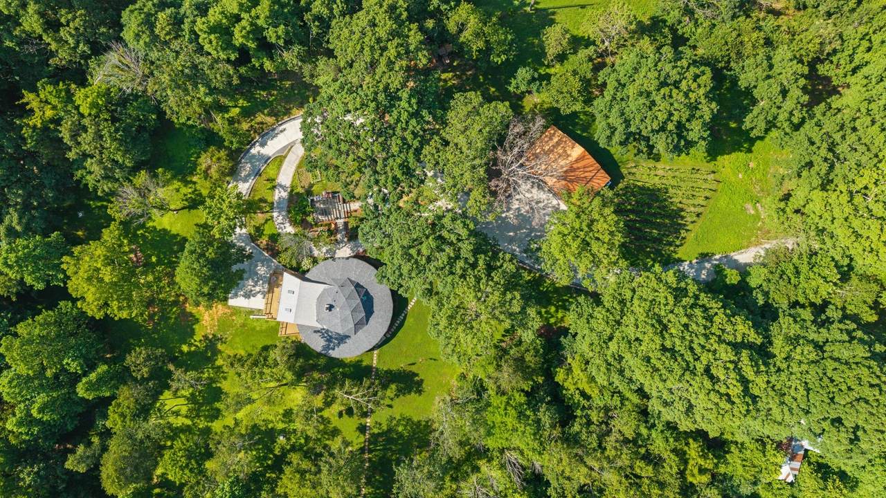 7362 Walker Rd - Photo 1