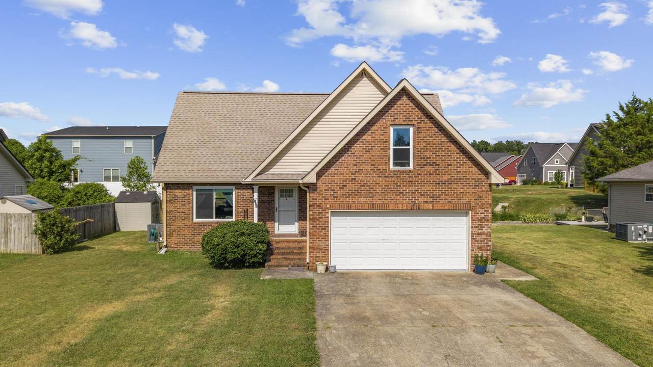 105 Bonnie Oak Dr - Photo 1