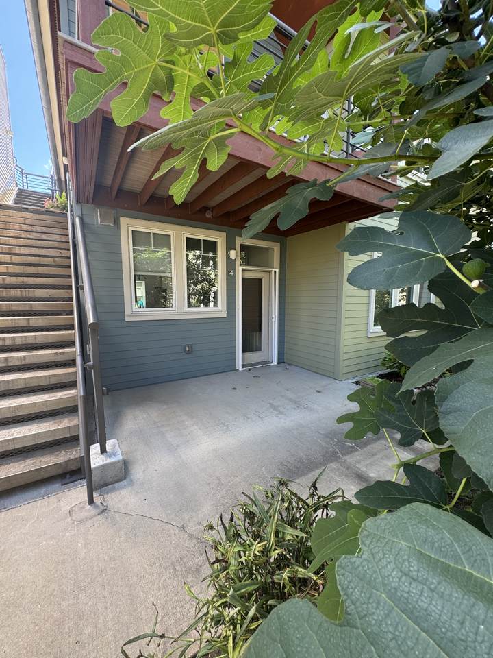 1325 5th Ave - Photo 1