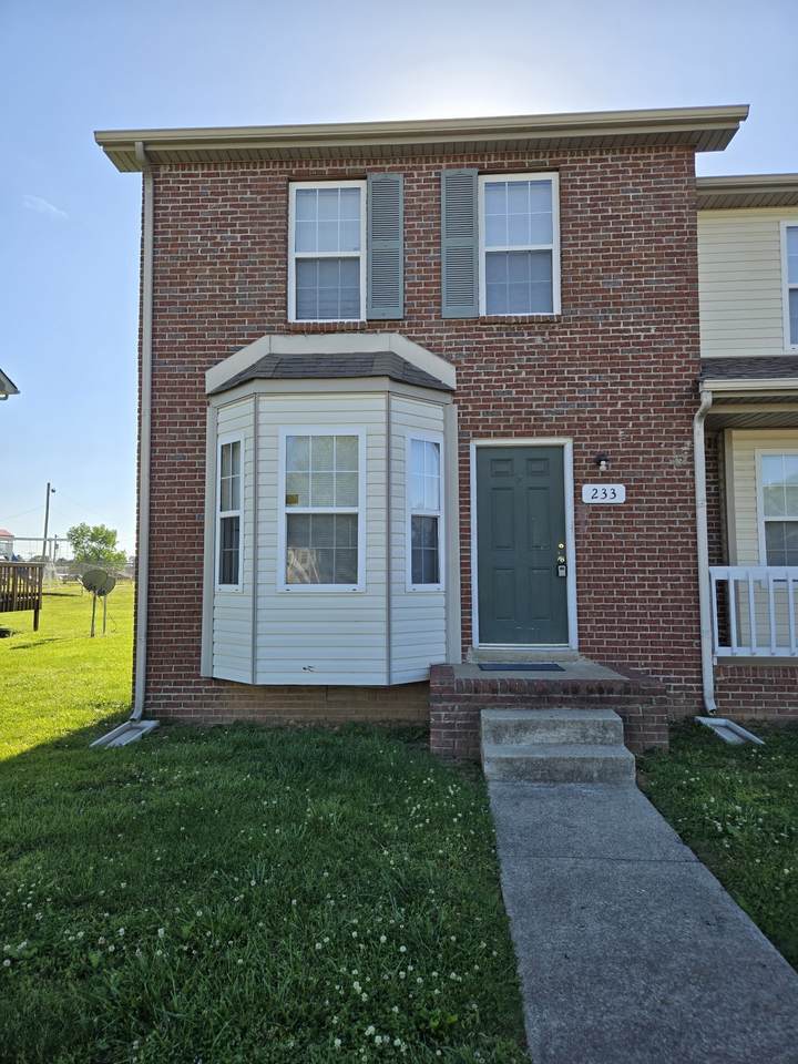 233 Tree Line Dr - Photo 1