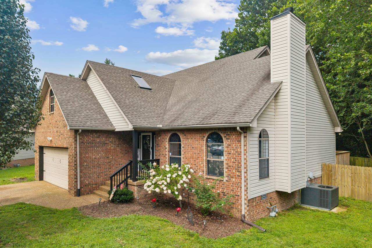 508 Waywood Ct - Photo 1