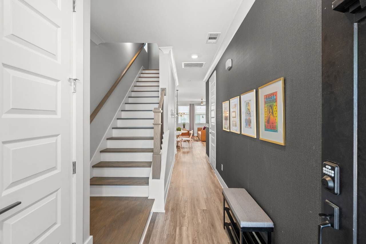 116D N 9th St - Photo 1