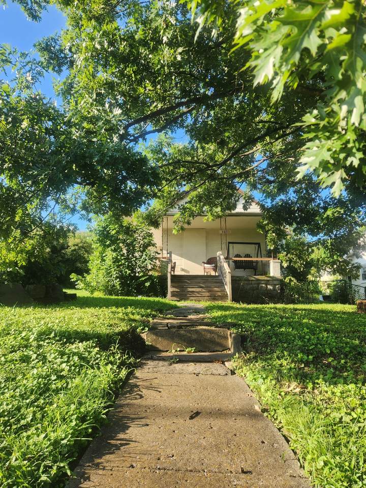 https://bt-photos.global.ssl.fastly.net/nashville/1280_boomver_1_RTC3288073-1.jpg