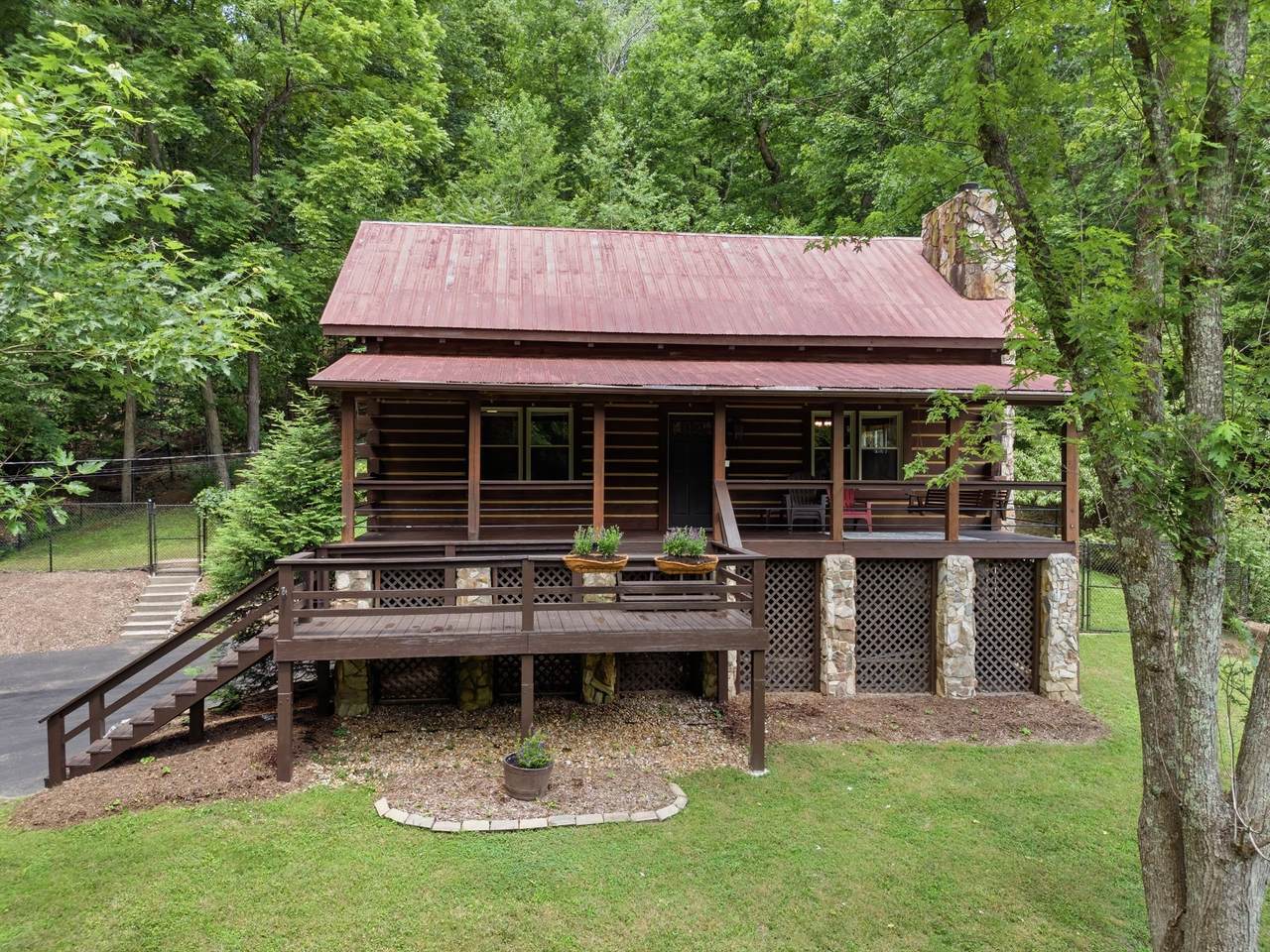 1156 Langbrae Dr - Photo 1