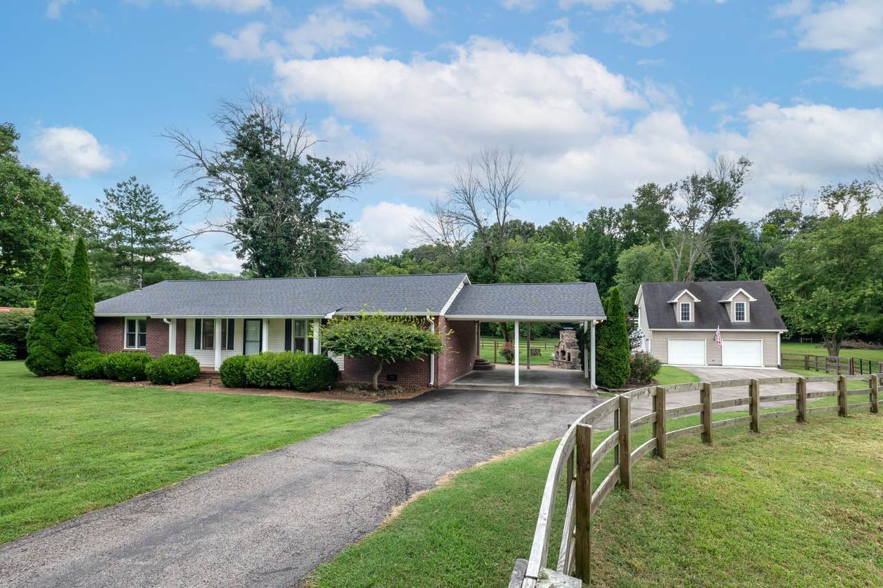 https://bt-photos.global.ssl.fastly.net/nashville/1280_boomver_1_RTC3288080-1.jpg