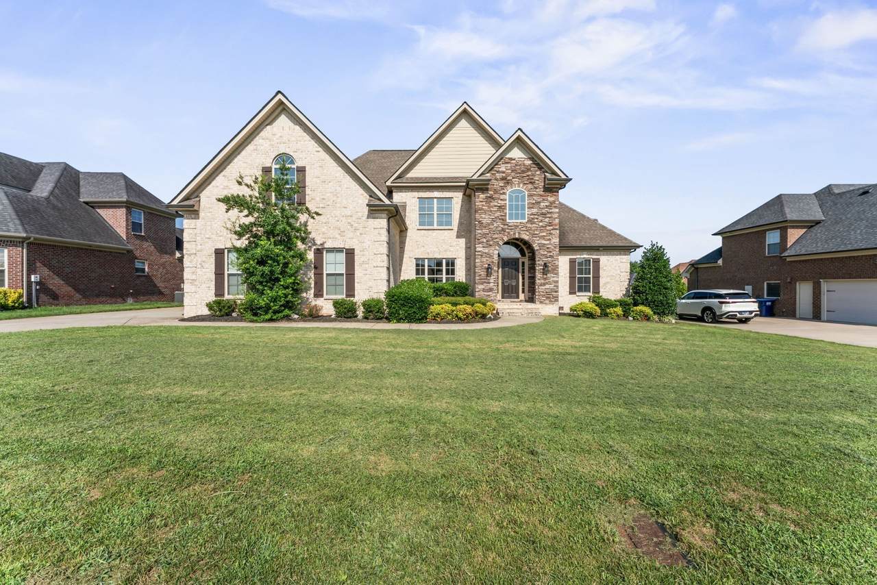 1231 Pleasant Colony Ct - Photo 1
