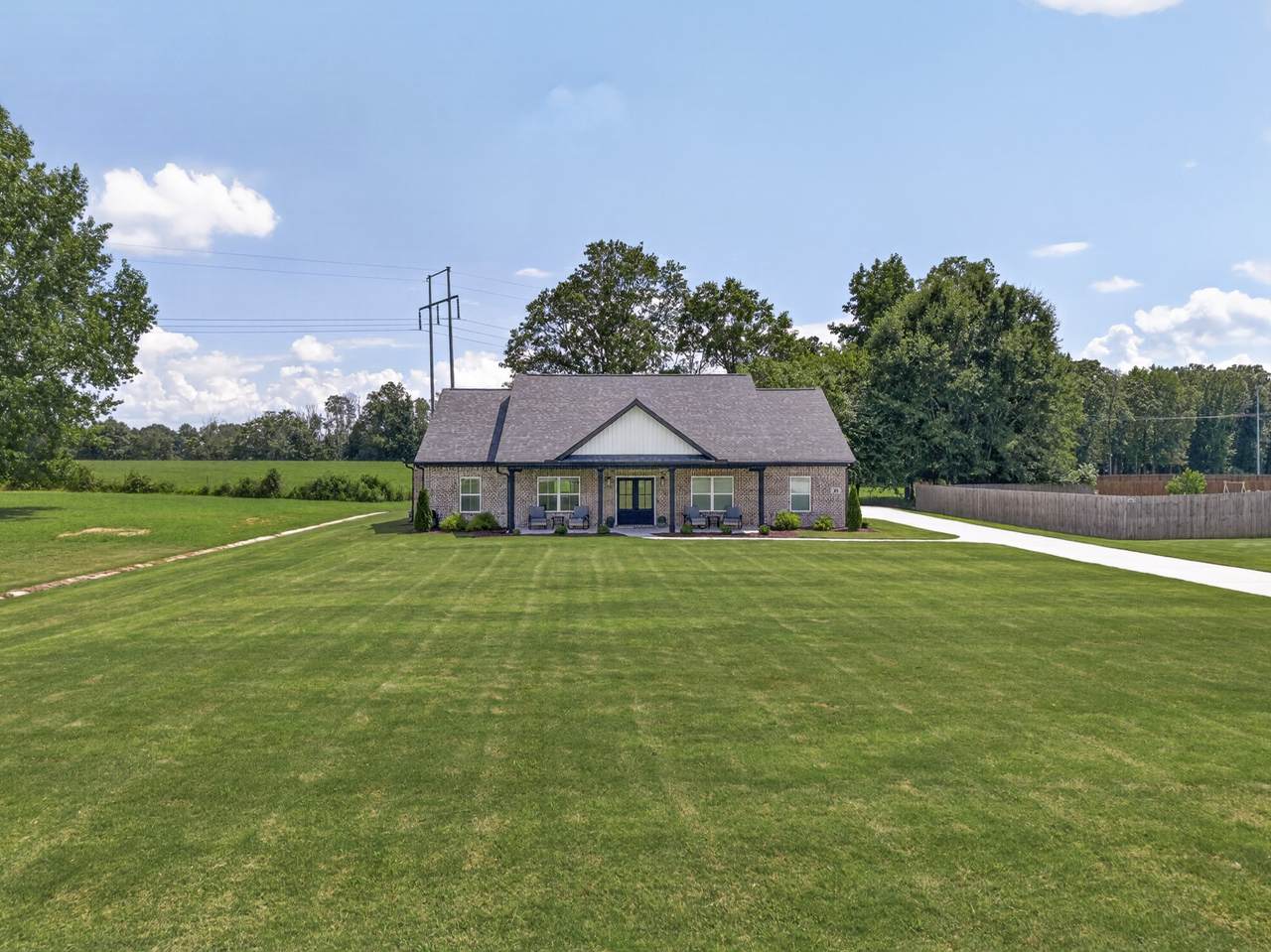 https://bt-photos.global.ssl.fastly.net/nashville/1280_boomver_1_RTC3288104-1.jpg