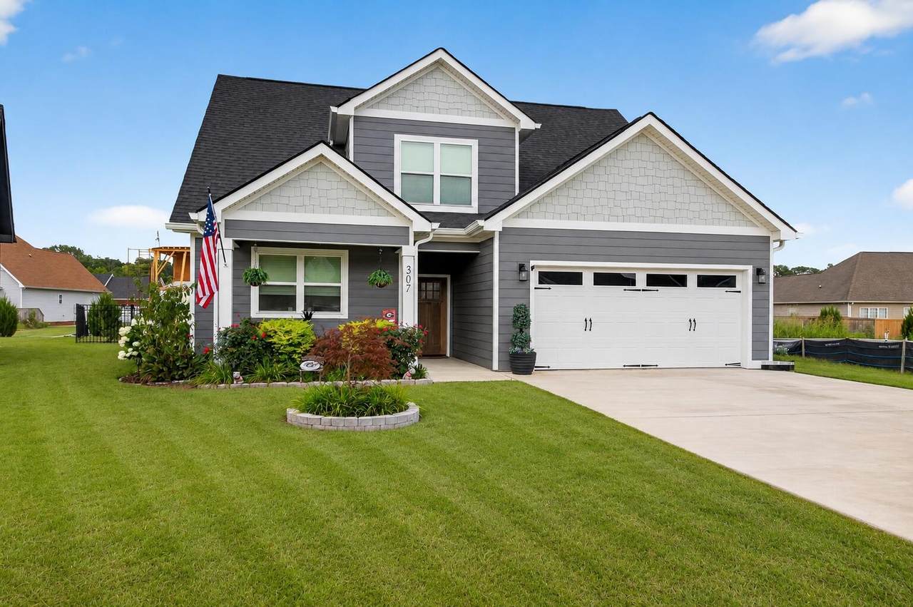 307 Willow Grove Court - Photo 1