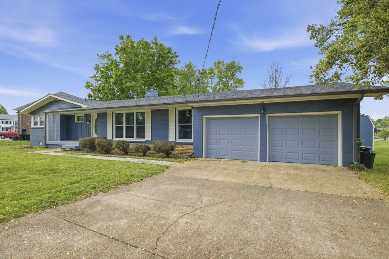 110 Walnut Drive - Photo 1