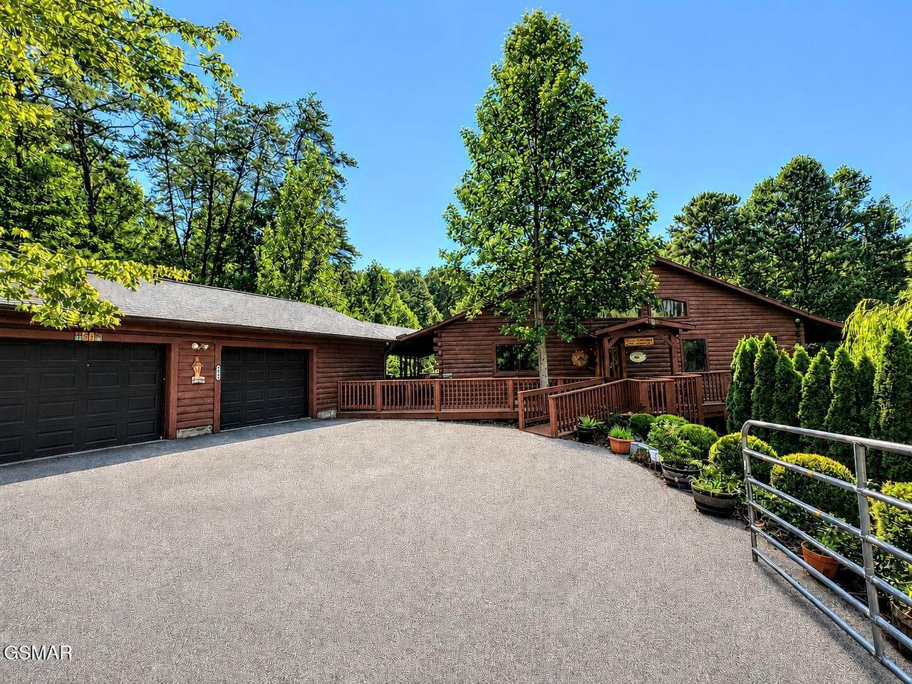 1665 Scenic Woods Way - Photo 1