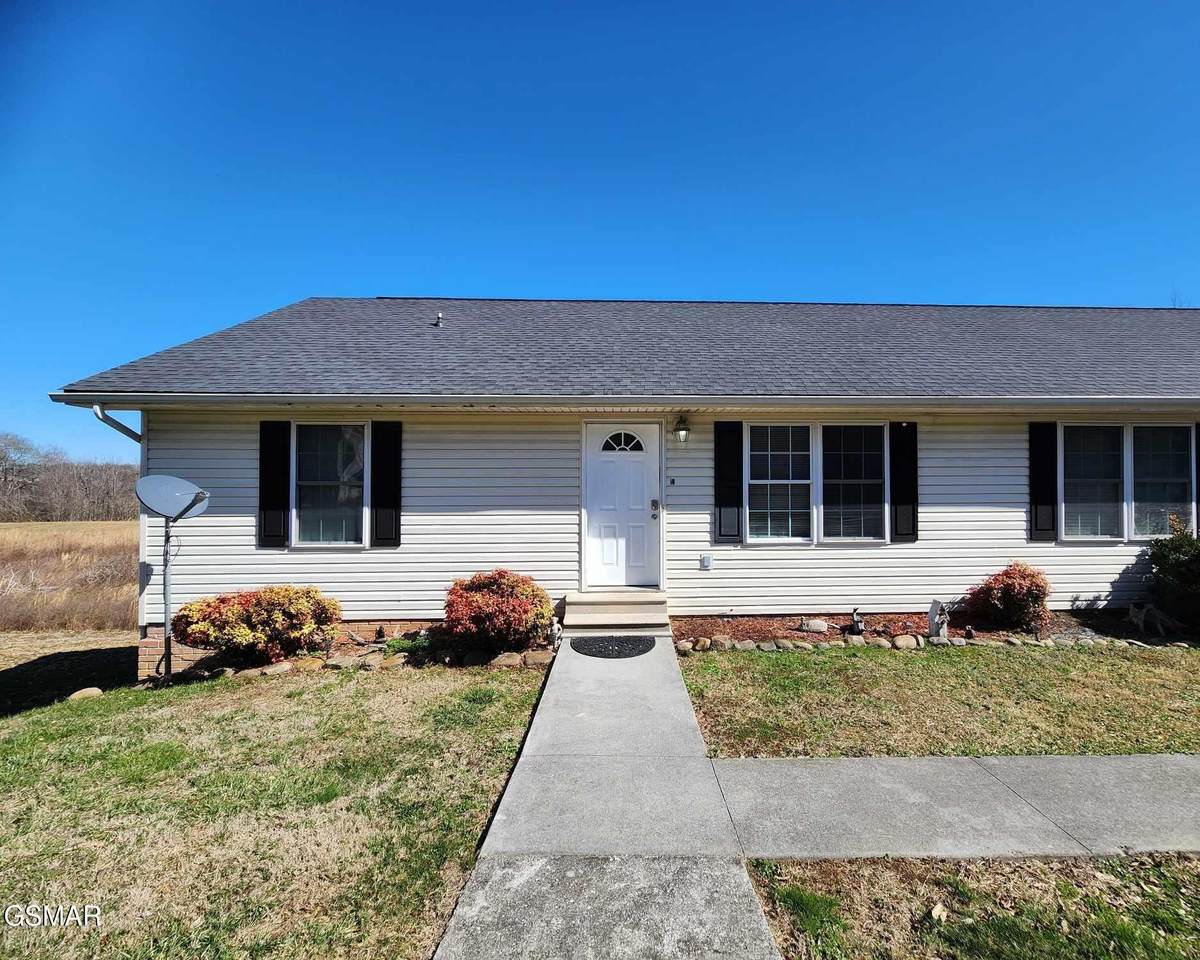 2904 Boyds Creek Hwy - Photo 1