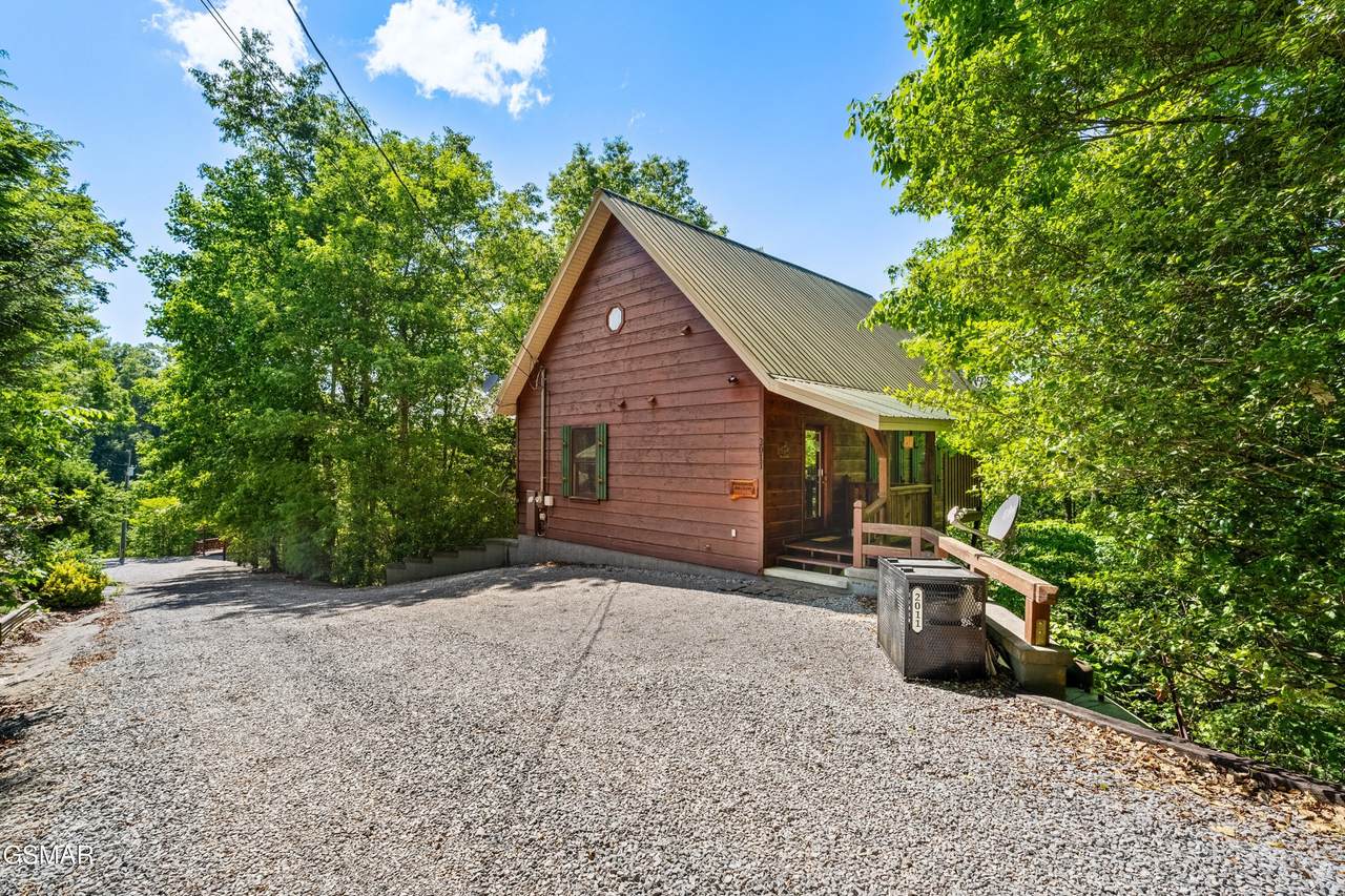 2011 Ridgecrest Loop Lane - Photo 1