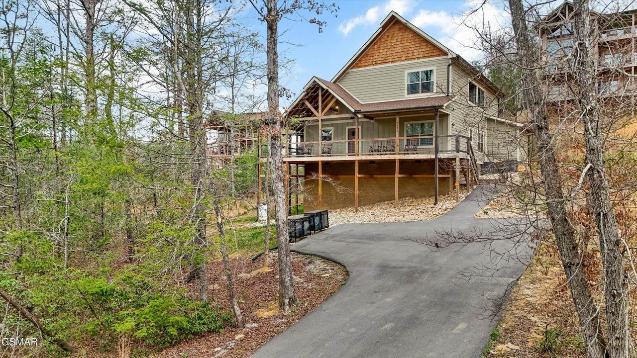 3831 Revetta Circle - Photo 1