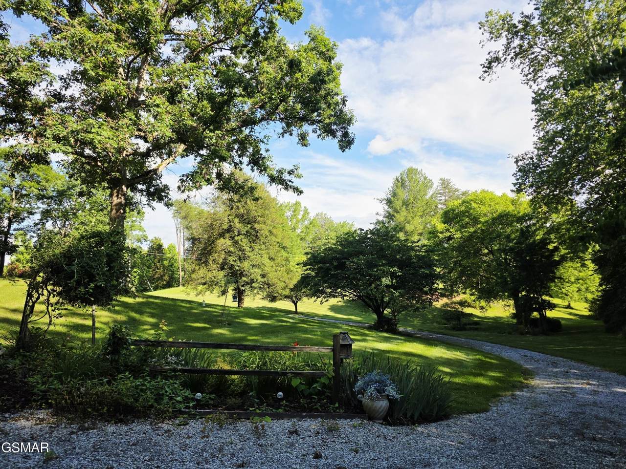 https://bt-photos.global.ssl.fastly.net/nashville/1280_boomver_1_RTC3288554-1.jpg
