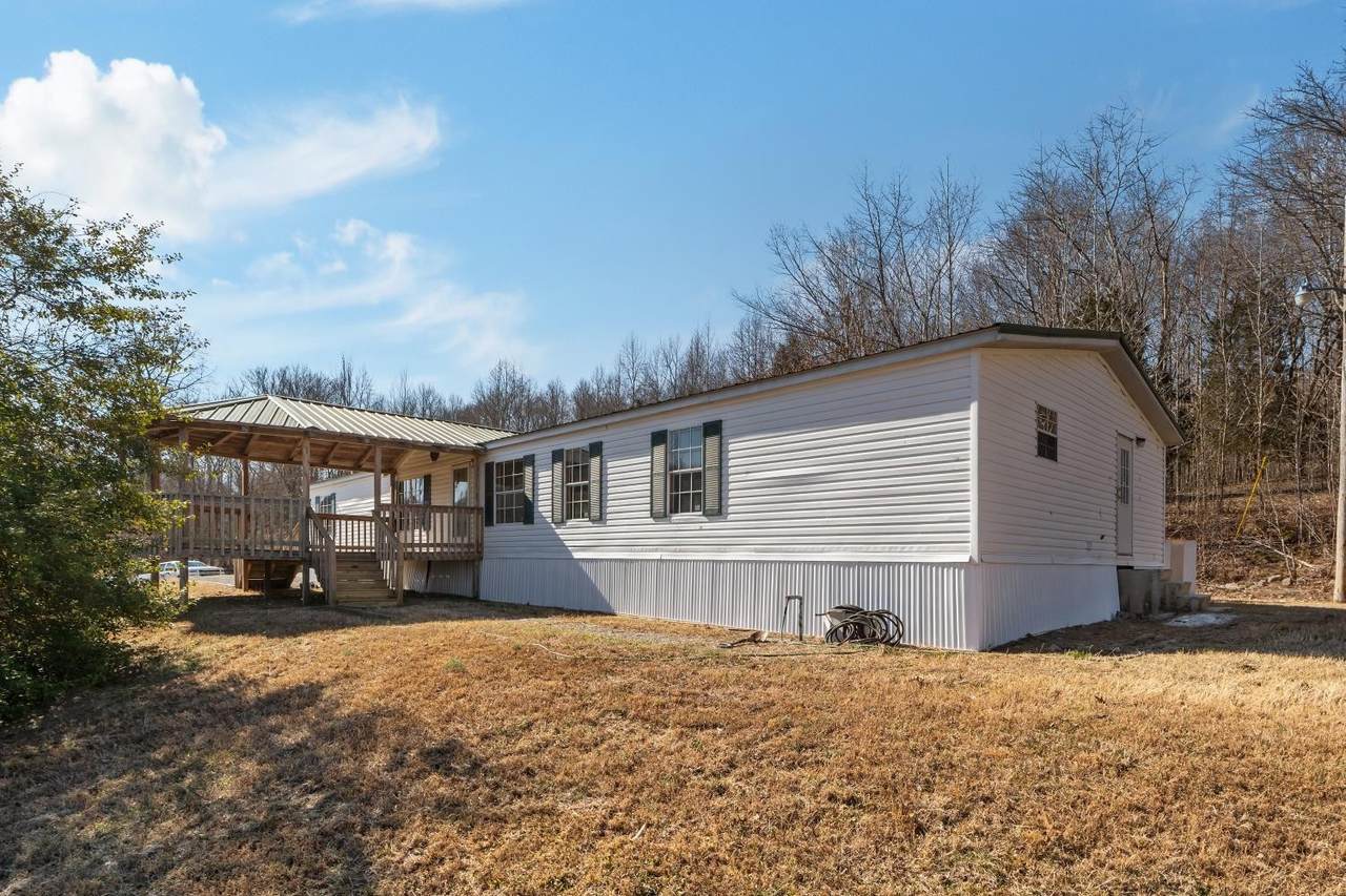 624 Nickletown Rd - Photo 1