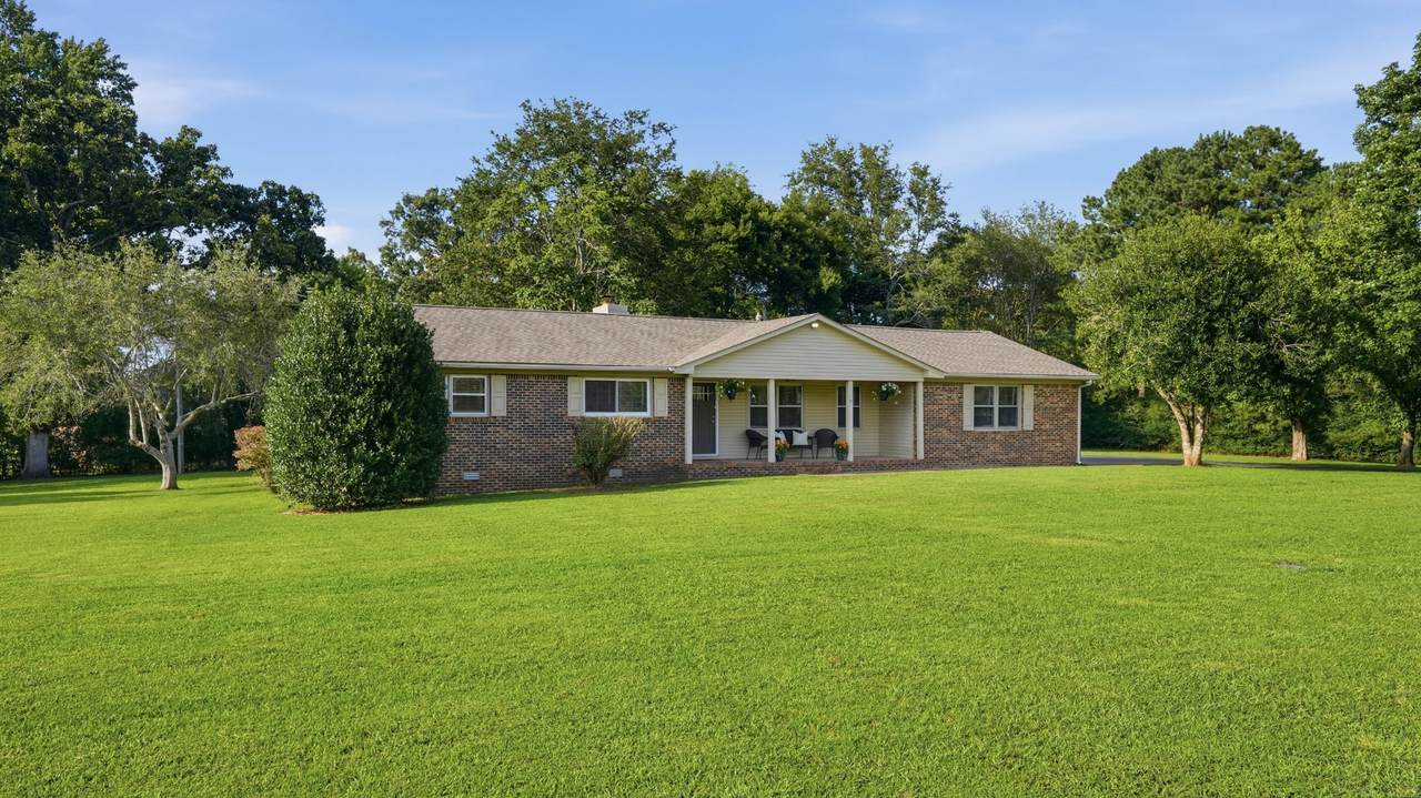 101 Royal Oak Dr - Photo 1