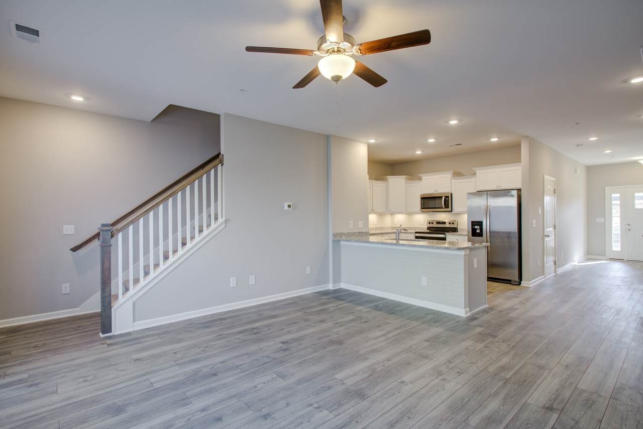 109 Grand Avenue - Photo 1