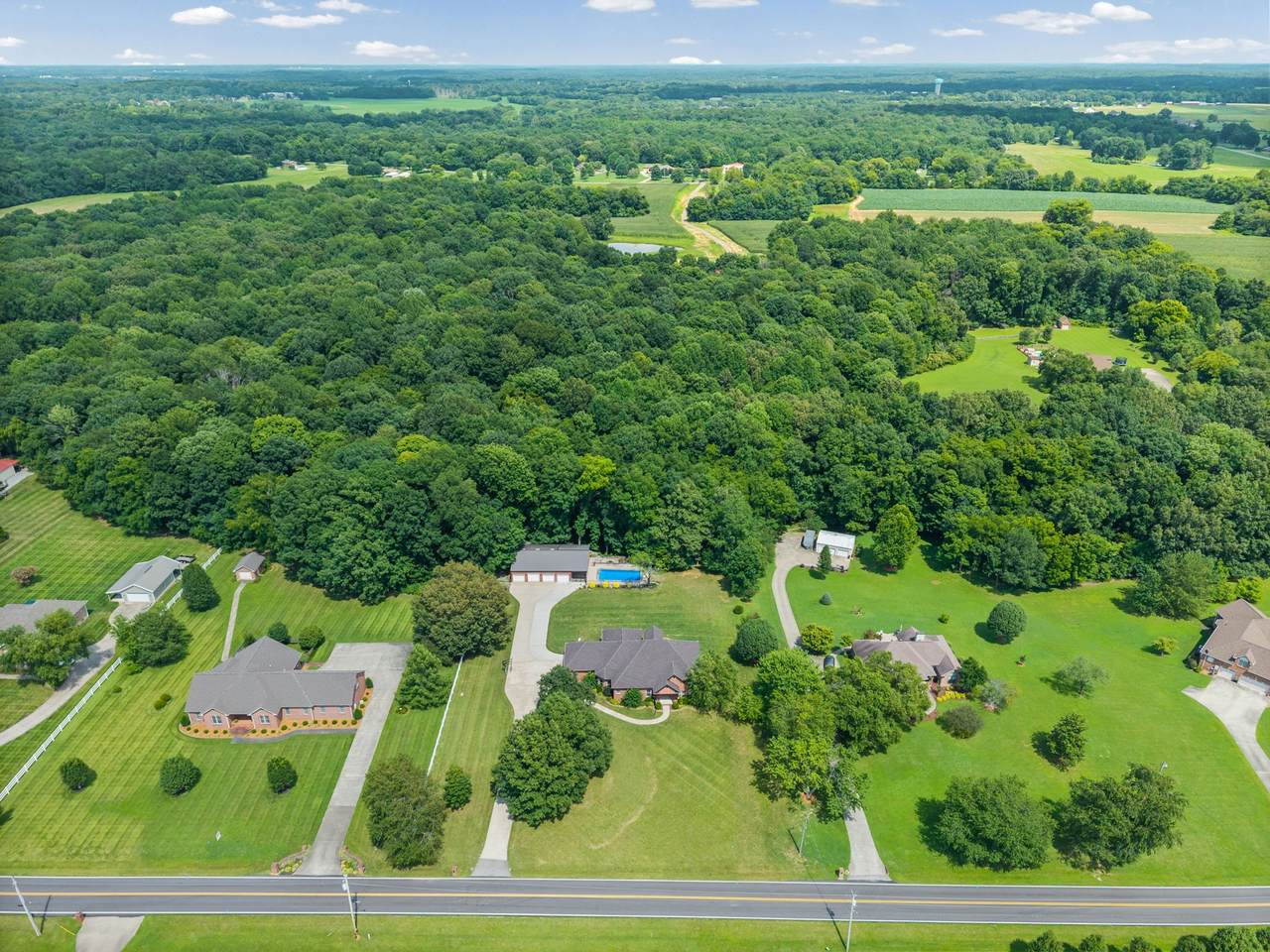 https://bt-photos.global.ssl.fastly.net/nashville/1280_boomver_1_RTC3297810-1.jpg