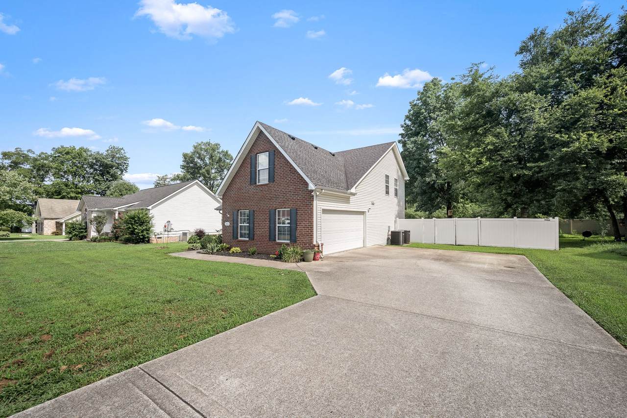 https://bt-photos.global.ssl.fastly.net/nashville/1280_boomver_1_RTC3297846-1.jpg