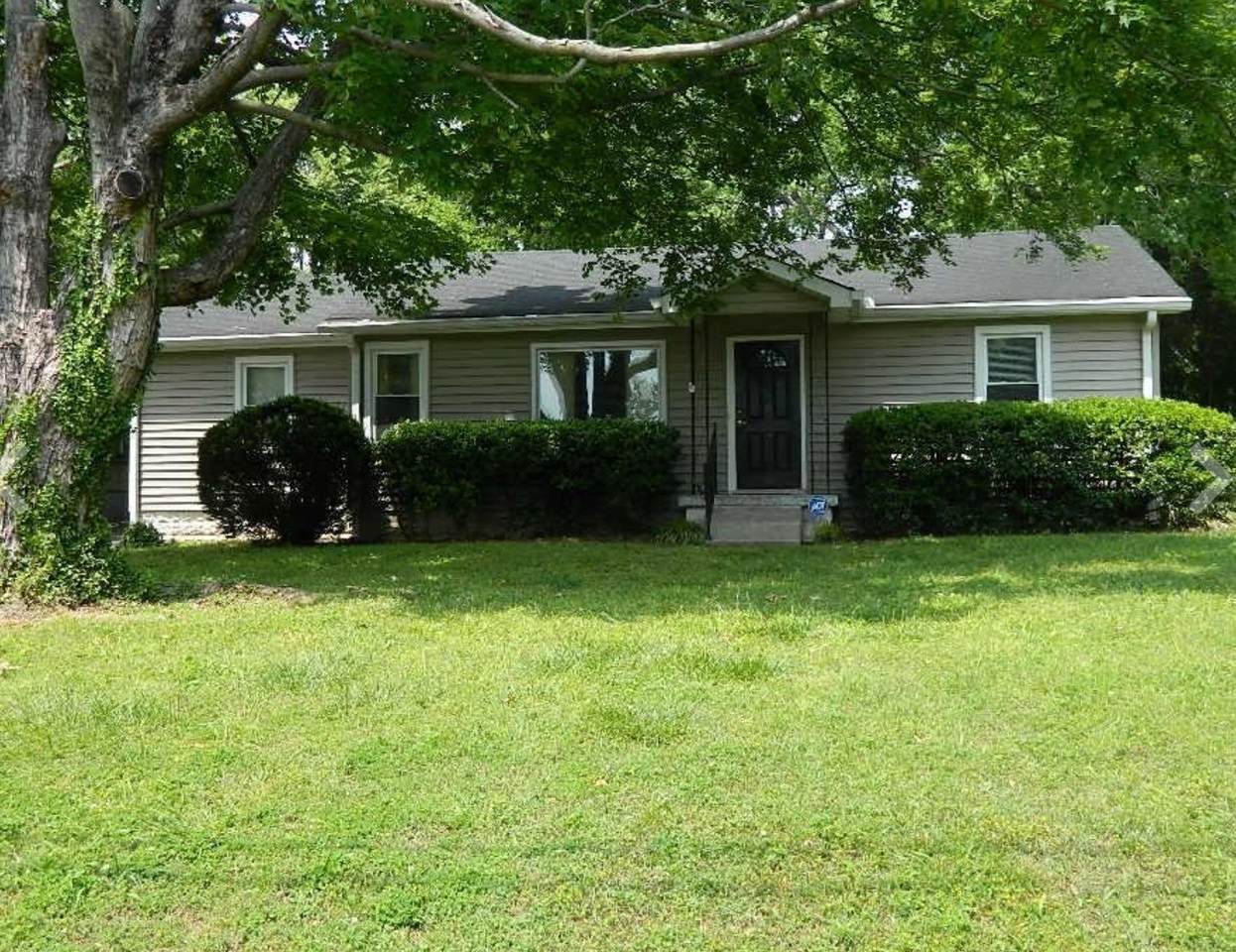 918 Velma Ln - Photo 1